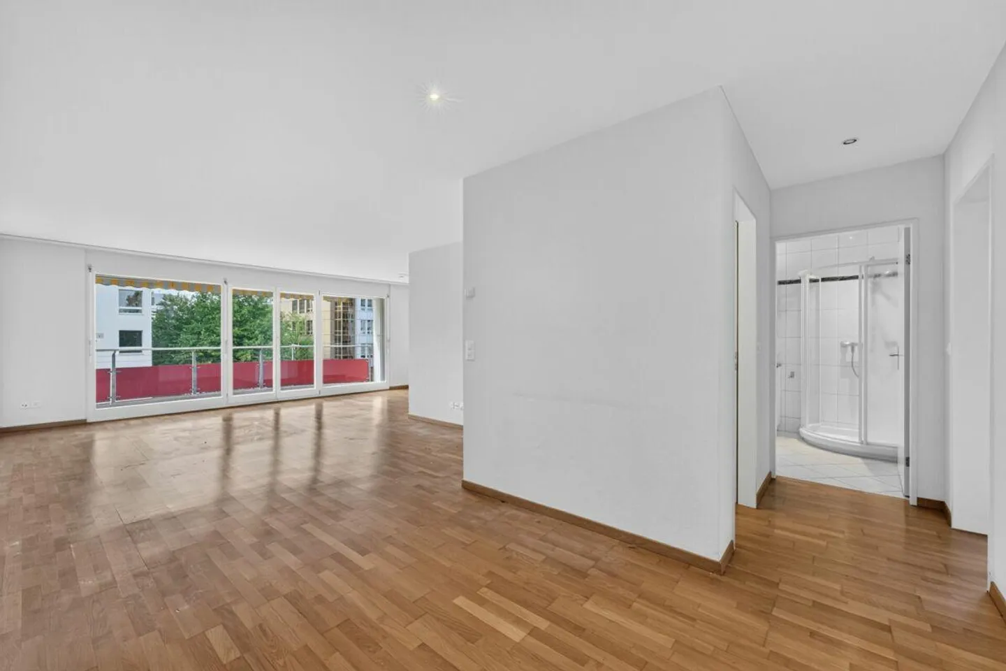 Condominio centrale di 4,5 stanze - Foto 5 di 10