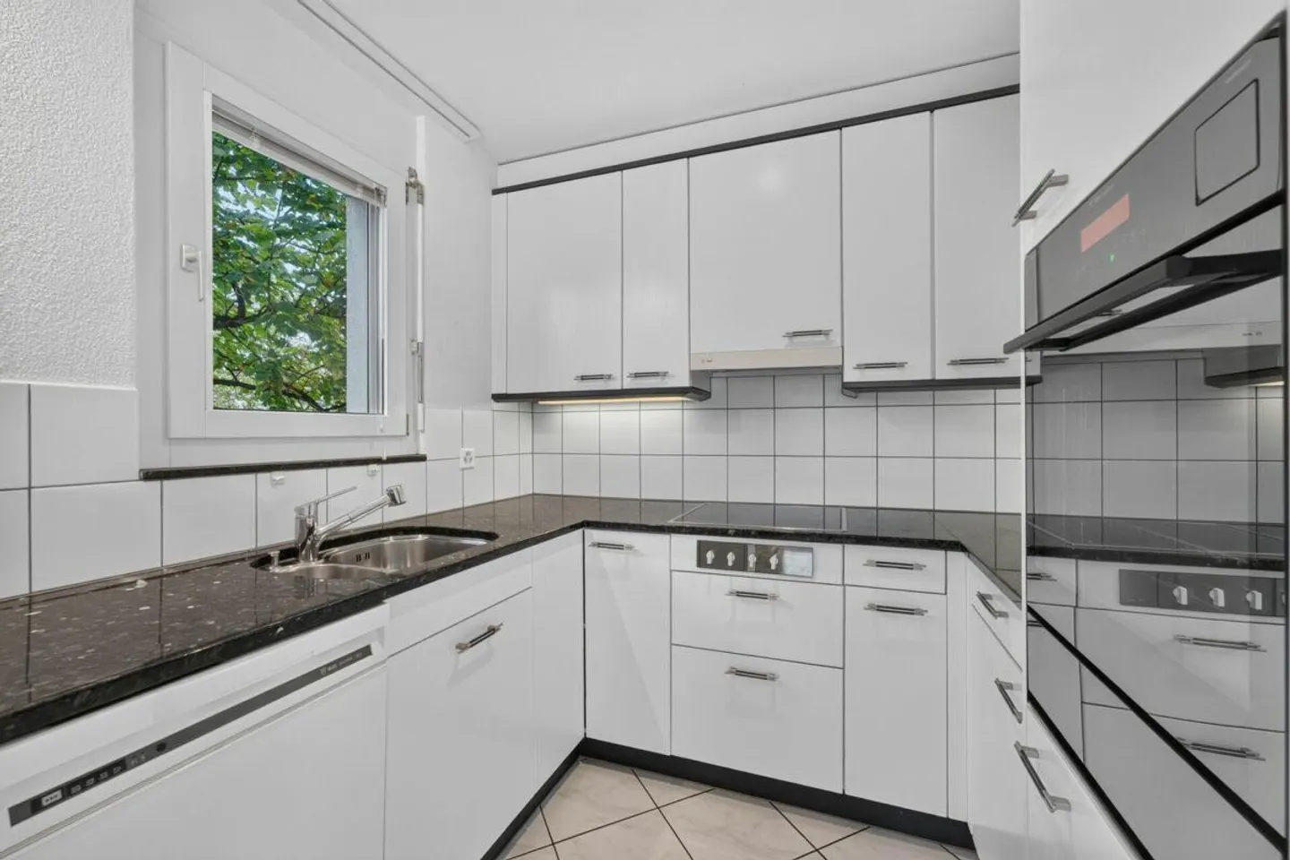 Condominio centrale di 4,5 stanze - Foto 9 di 10