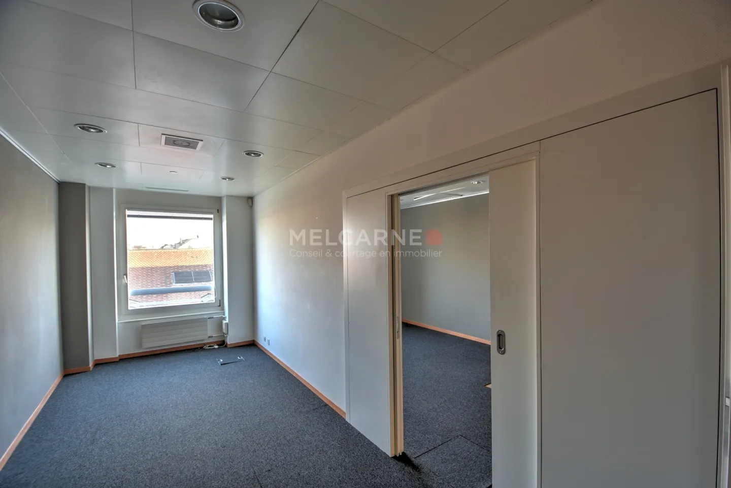 Uffici di 80 m2 Rue du Rhône - Foto 2 di 2