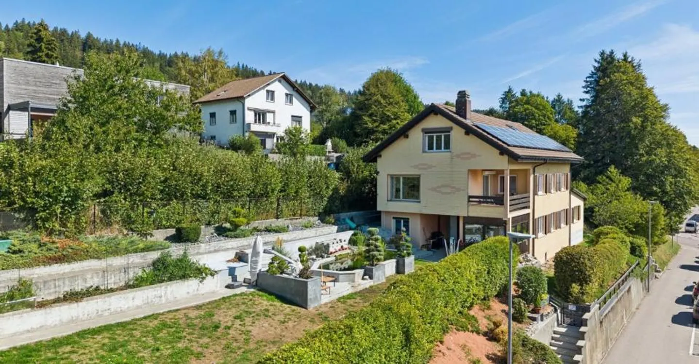 Superb opportunity: Spacious duplex apartment renovated in 2026 - Photo 4 of 13