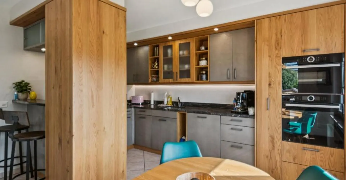Superb opportunity: Spacious duplex apartment renovated in 2026 - Photo 6 of 13