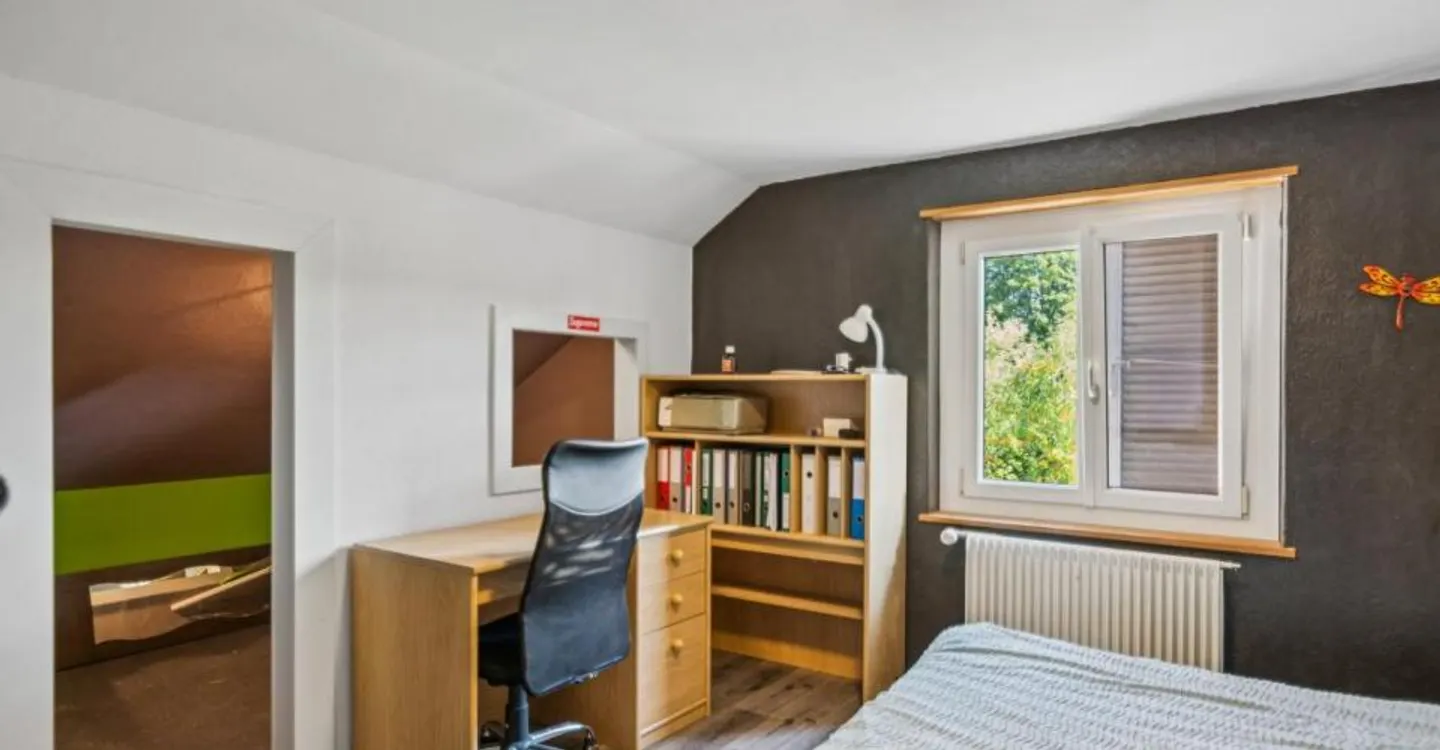 Superb opportunity: Spacious duplex apartment renovated in 2026 - Photo 8 of 13