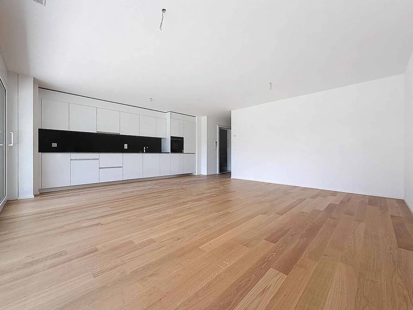 New promotion: 3.5-room apartment with terraces and gardens - Photo 2 of 13