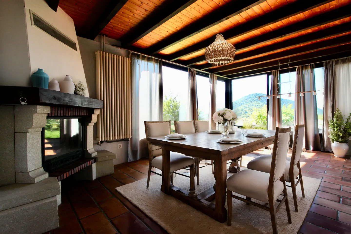 Bella casa con due appartamenti e grande giardino - Foto 5 di 14
