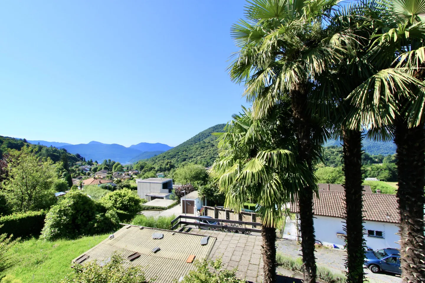 Bella casa con due appartamenti e grande giardino - Foto 13 di 14