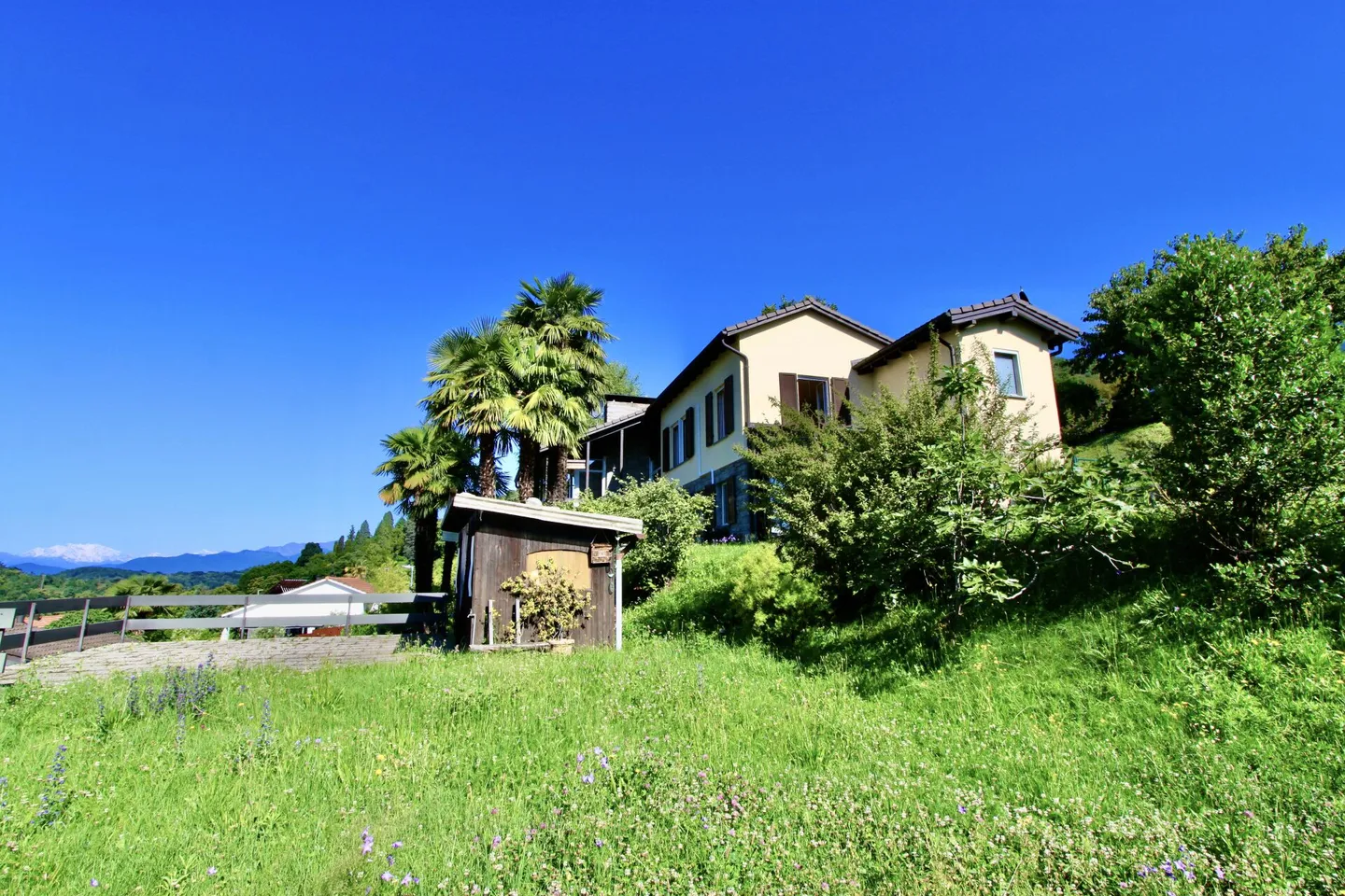 Bella casa con due appartamenti e grande giardino - Foto 14 di 14
