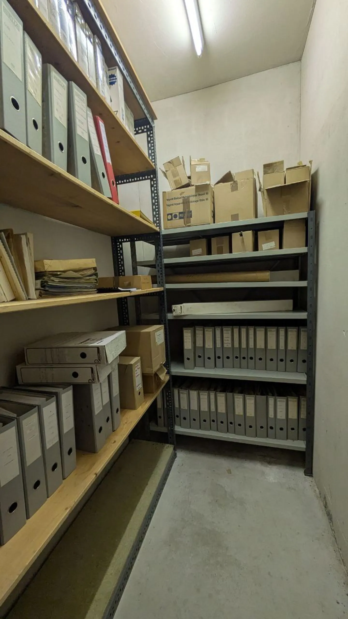 3.0m2 Magazzino Dübendorf - Im Schossacher 12 - Foto 2 di 8