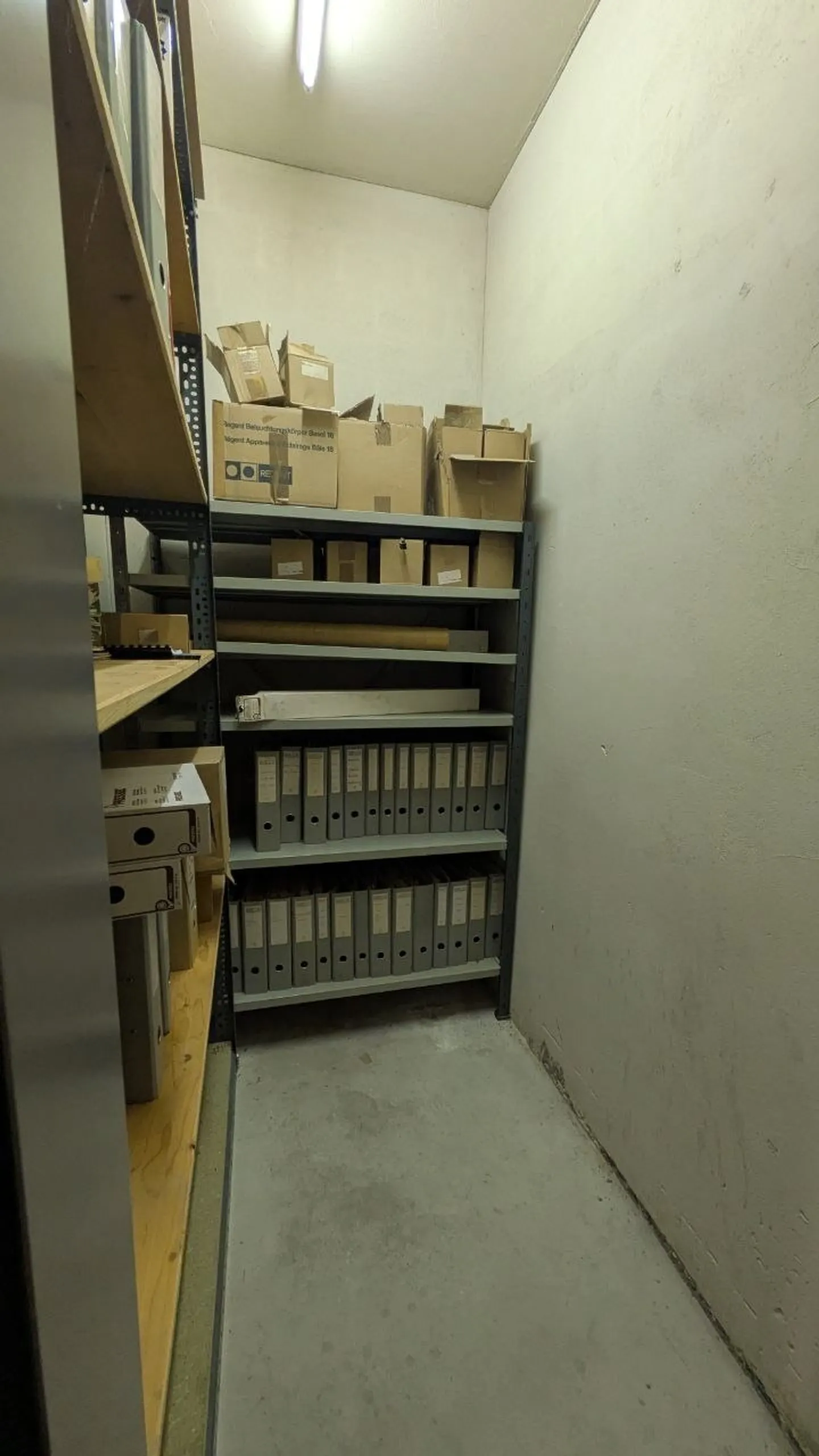 3.0m2 Magazzino Dübendorf - Im Schossacher 12 - Foto 1 di 8