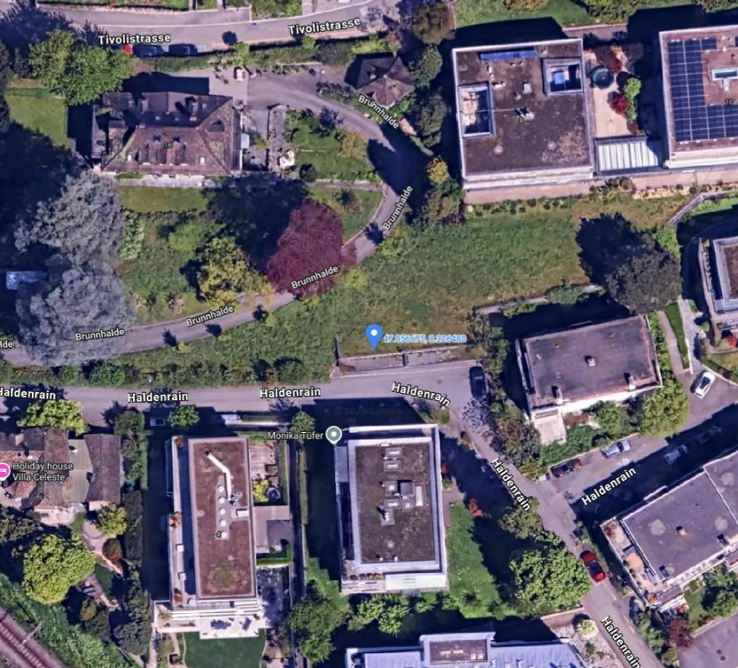 Parking couvert - Photo 1 sur 2