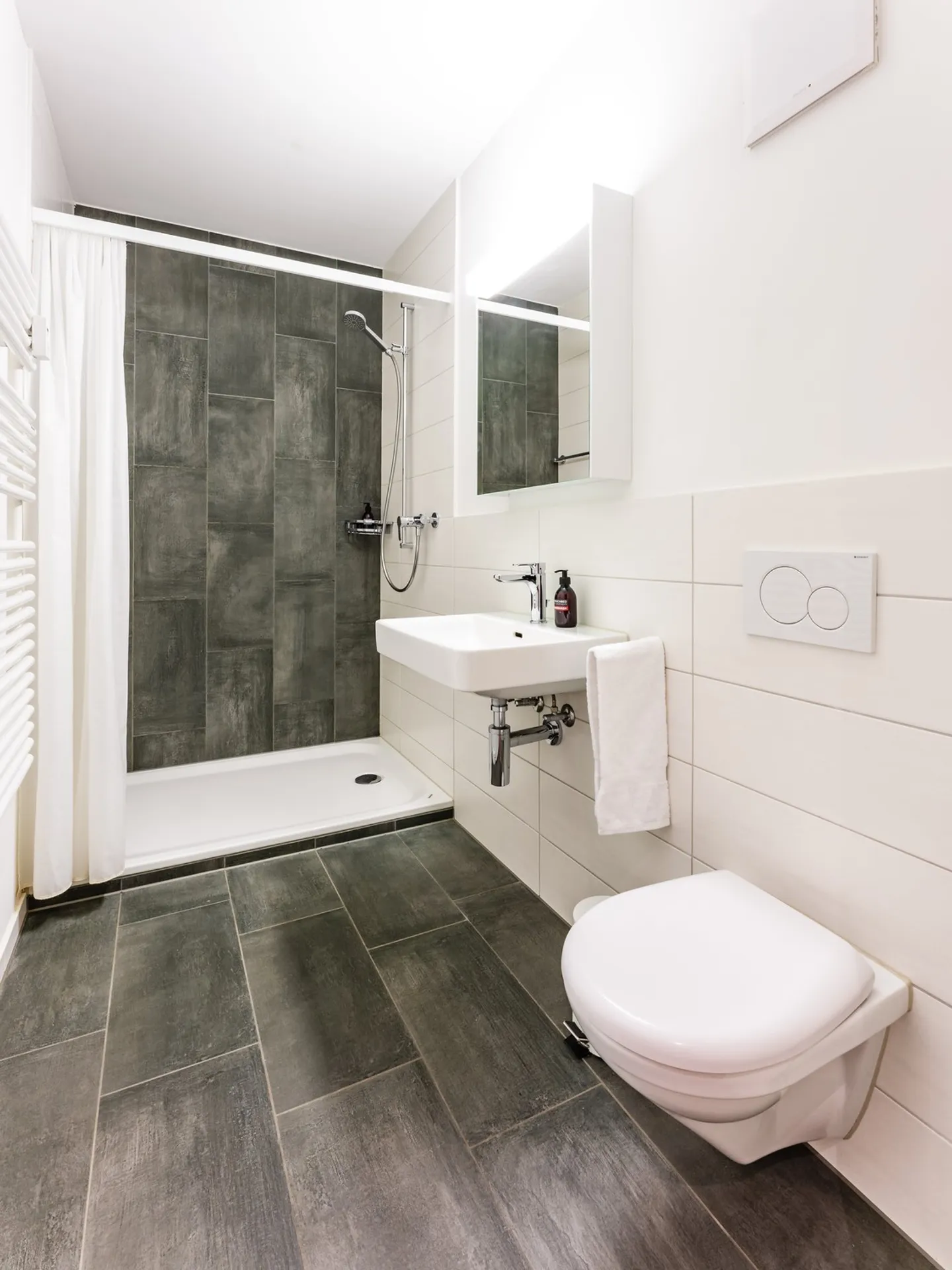 Appartement meublé à distance de marche de la gare de Saint-Gall - Photo 5 sur 17