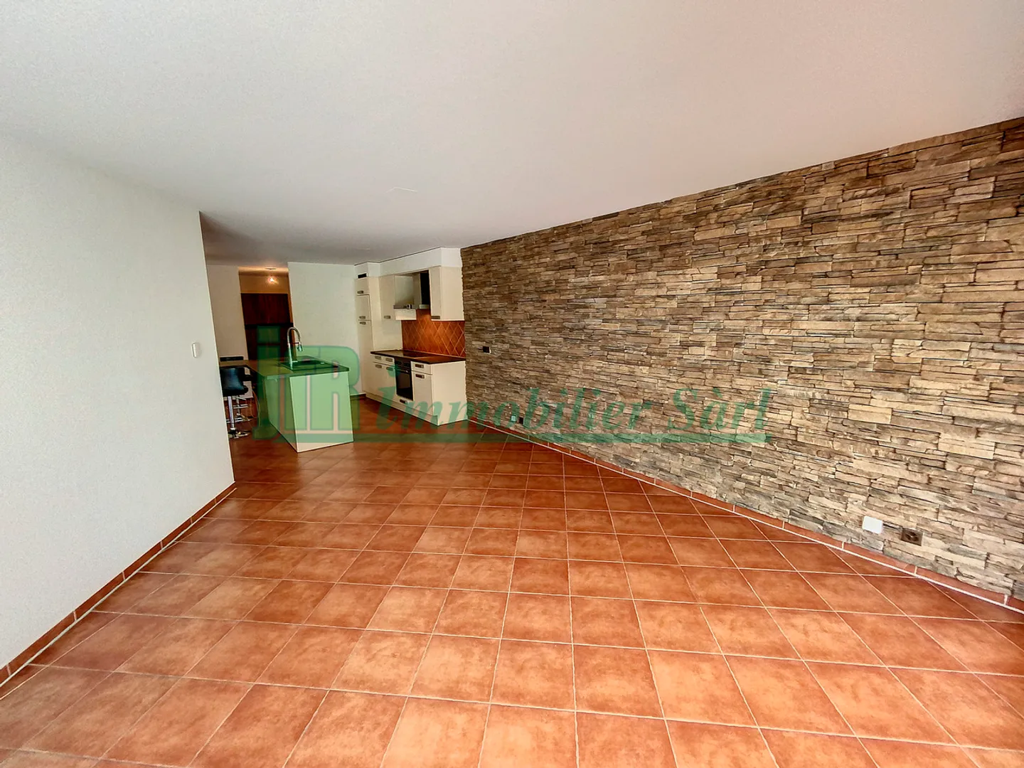 Appartamento in affitto - Foto 4 di 12