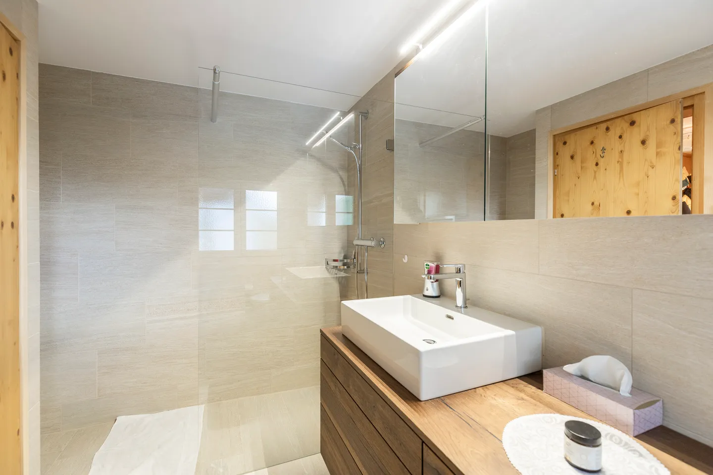 Affascinante Casa Multi-Familiare - Foto 7 di 8