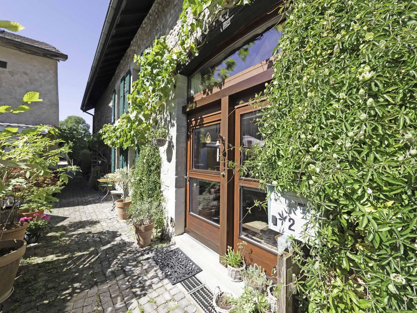 Casa piena di fascino e carattere a Certoux - Foto 2 di 18