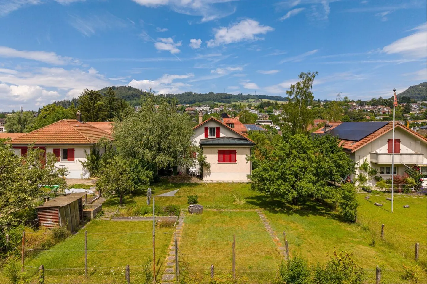 Charming single-family home with great potential and large garden - Photo 1 of 9