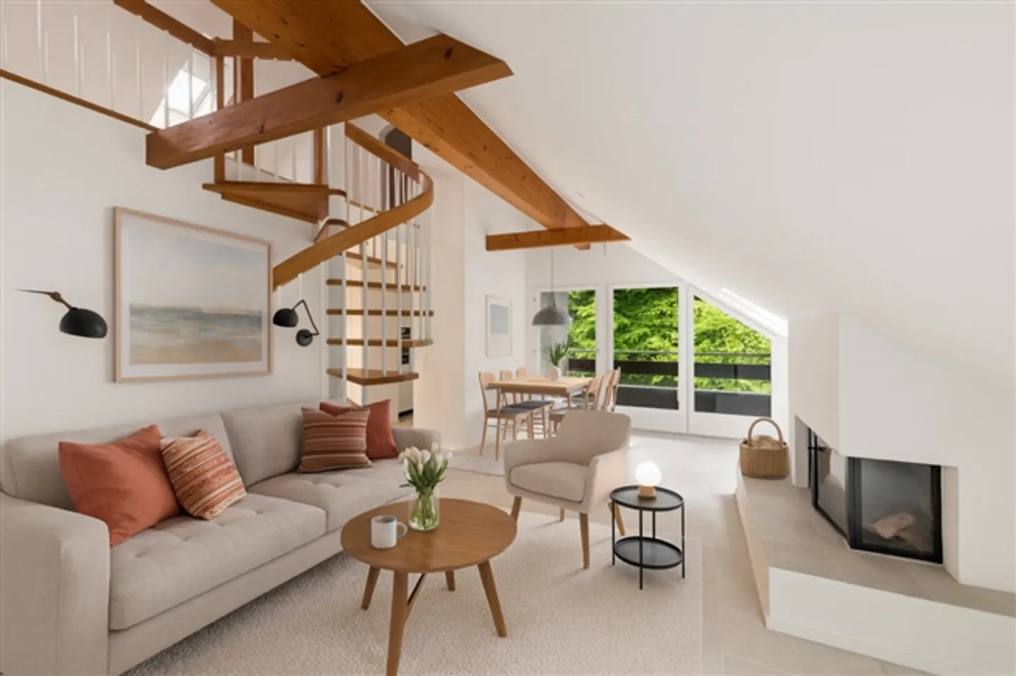 RENOVATED, QUIET AND SPACIOUS - Photo 1 of 11