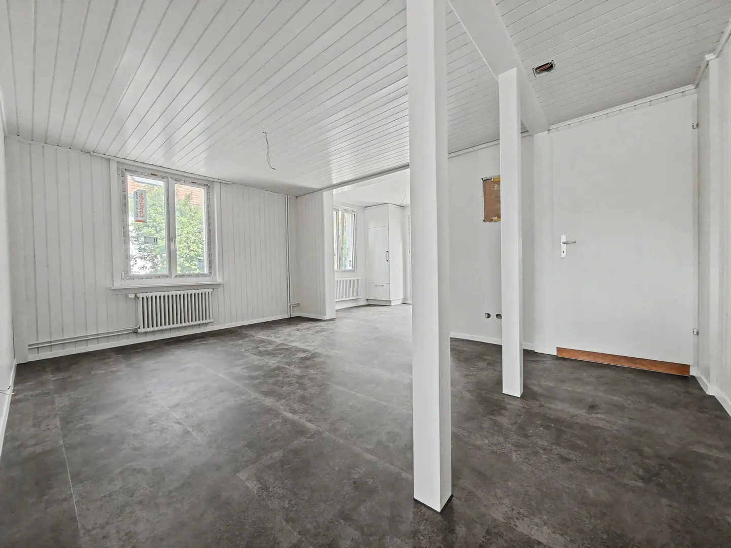 Appartement 2.5 pièces entièrement rénové - Photo 3 sur 7
