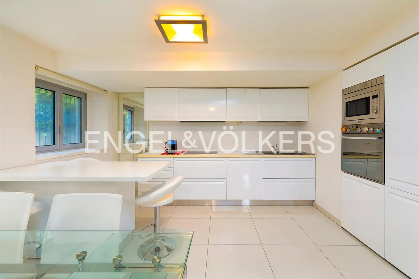 Cozy apartment near the center of Lugano - Photo 8 of 14