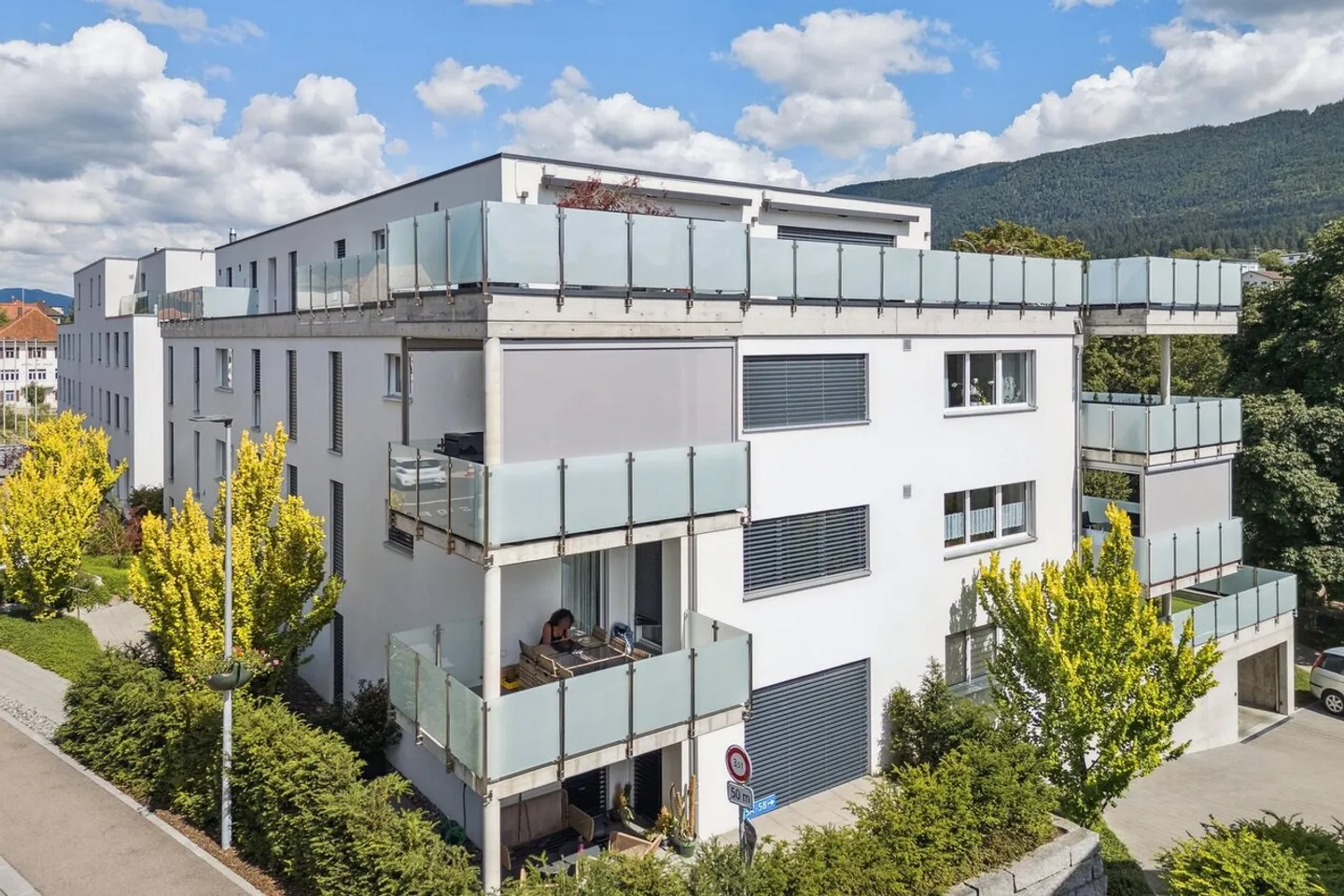 3.5-Room Penthouse with High Prestige - Photo 21 of 26