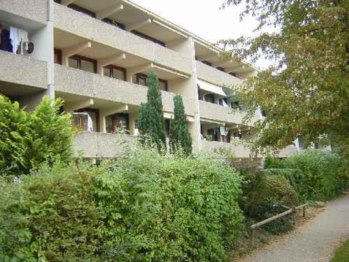 Charmante Wohnung in Grüner Umgebung - Foto 2 von 7