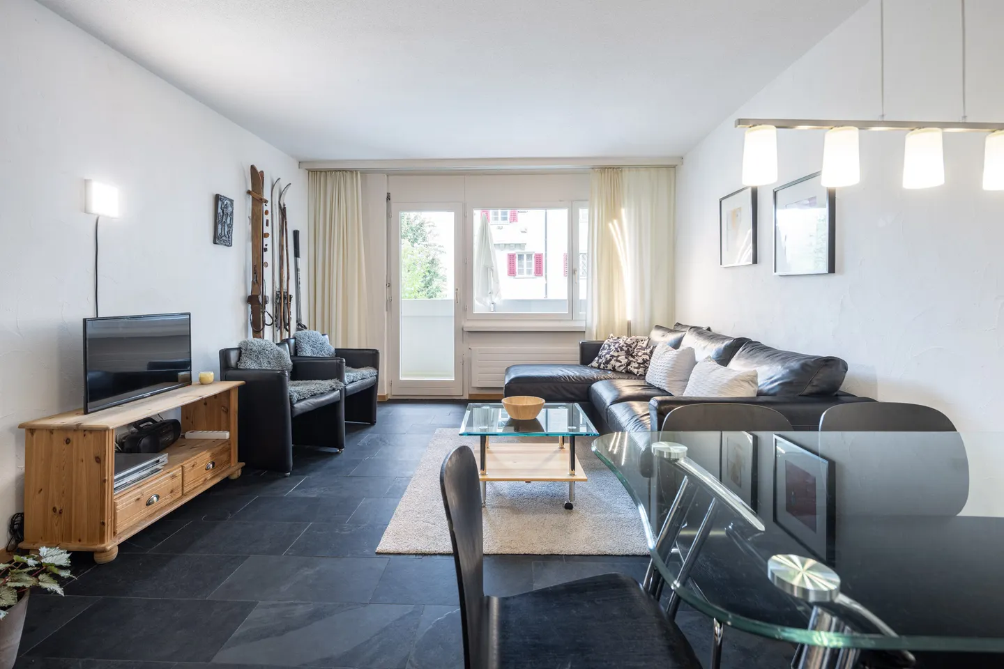 Charmantes Ferienhaus in Disentis - Foto 1 von 7