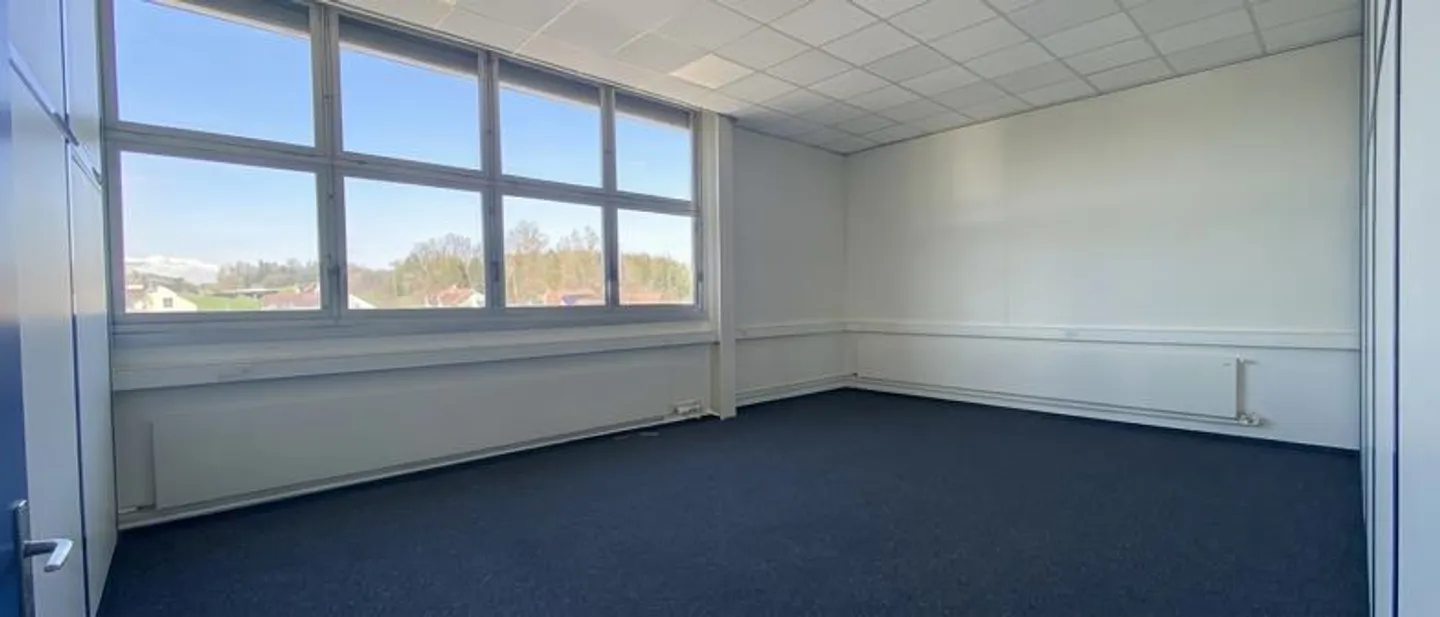 Moderne Bürofläche in Dürnten - Foto 6 von 10