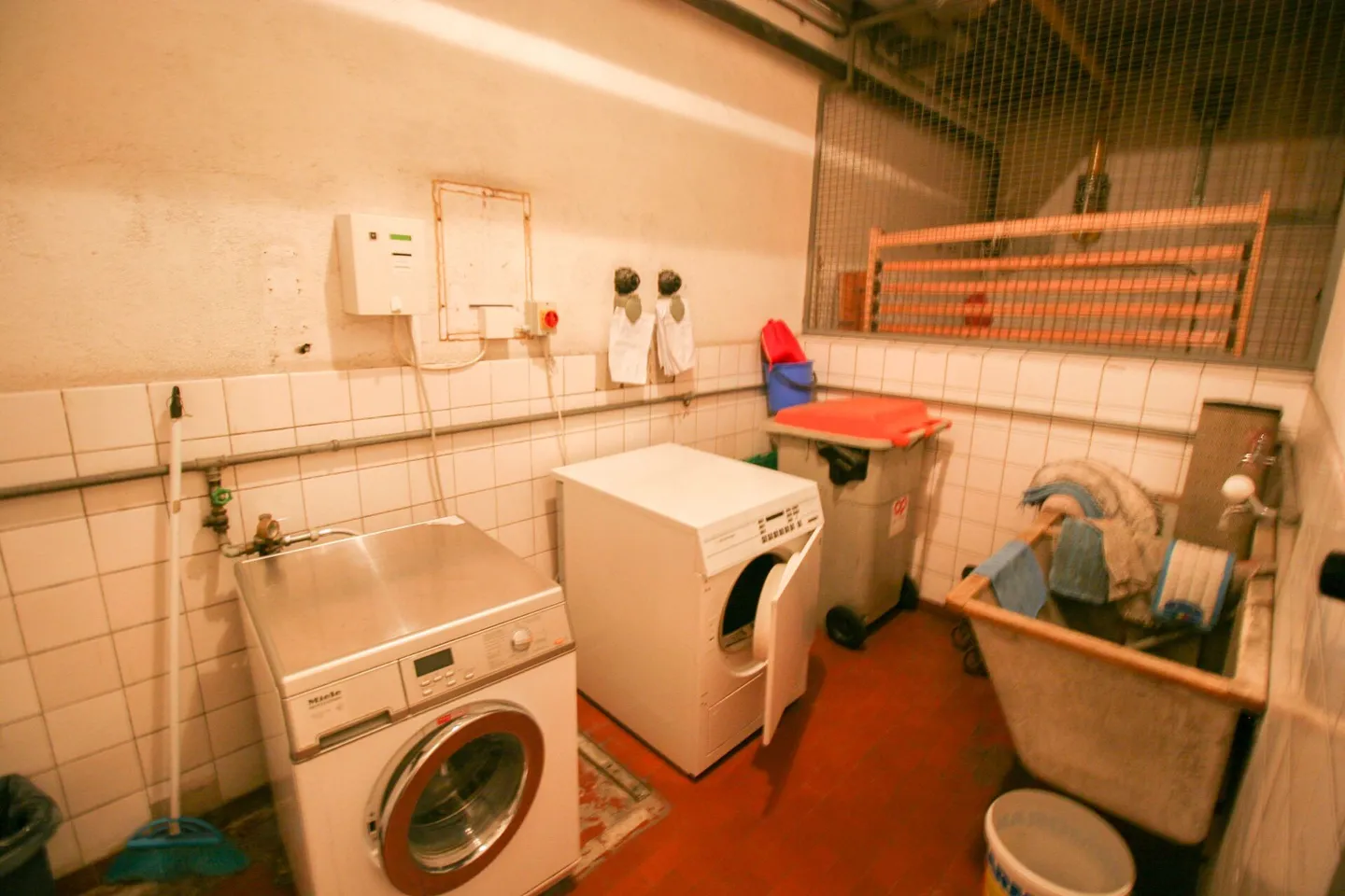 Helles und geräumiges 5-Zimmer-Apartment - Foto 13 von 13