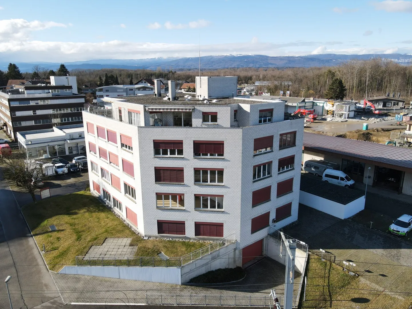 Attractive commercial spaces in the best location in Aarberg - Photo 6 of 8