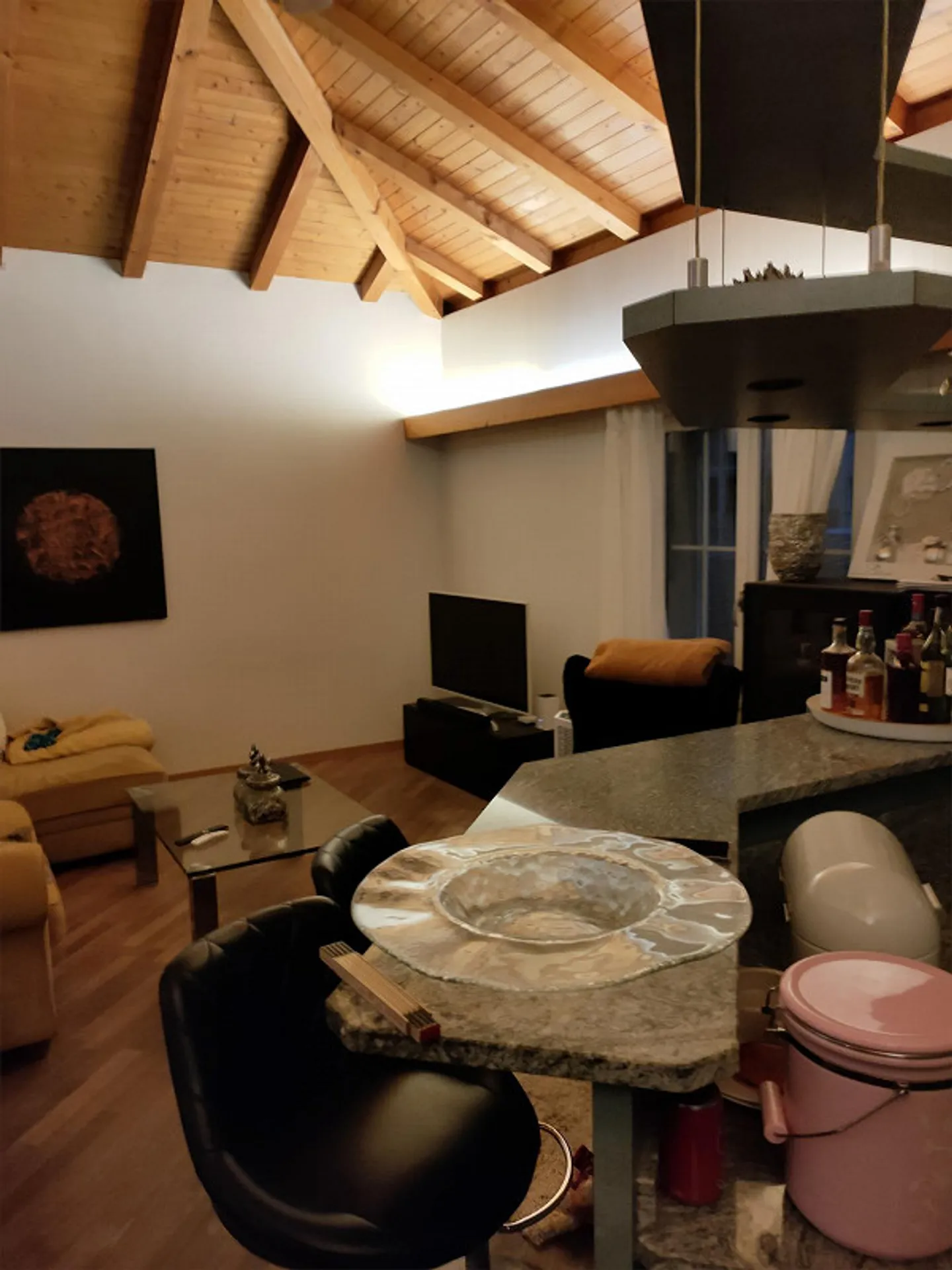 Charmante Wohnung mit Terrasse - Foto 3 von 17
