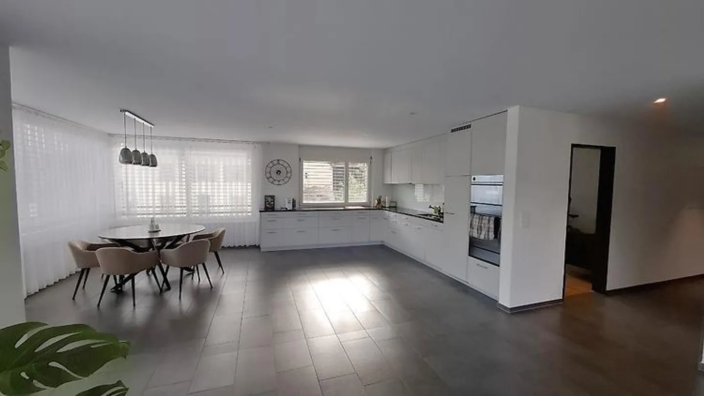 4-room apartment in Laufen (BL), furnished, temporary - Photo 2 of 7