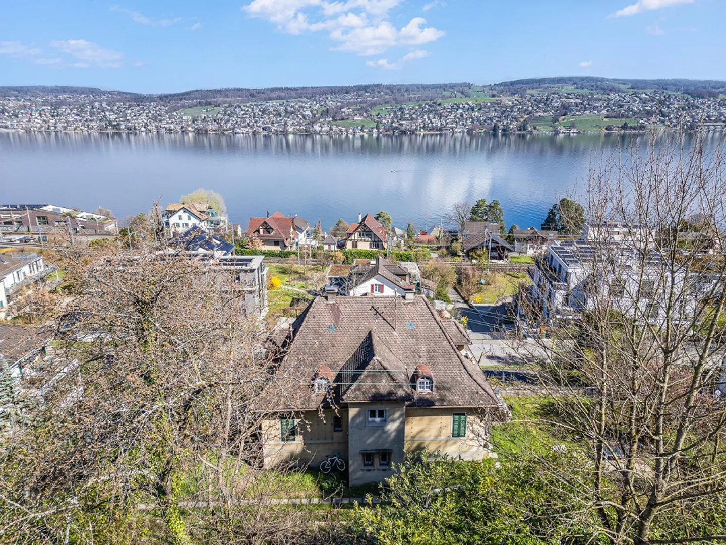 Grundstück mit See- und Bergblick - Foto 1 von 5
