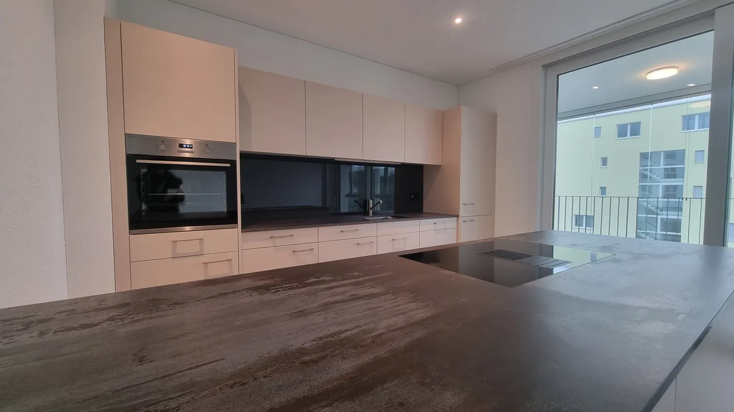 Appartement moderne de 4,5 pièces au 1er étage - Photo 2 sur 11