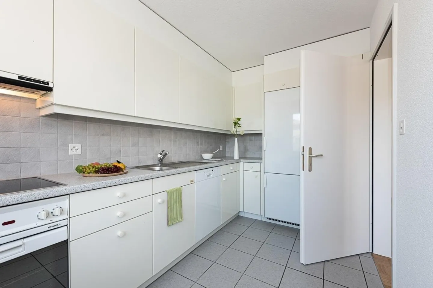 Gemütliche Wohnung in Wil - Foto 2 von 6