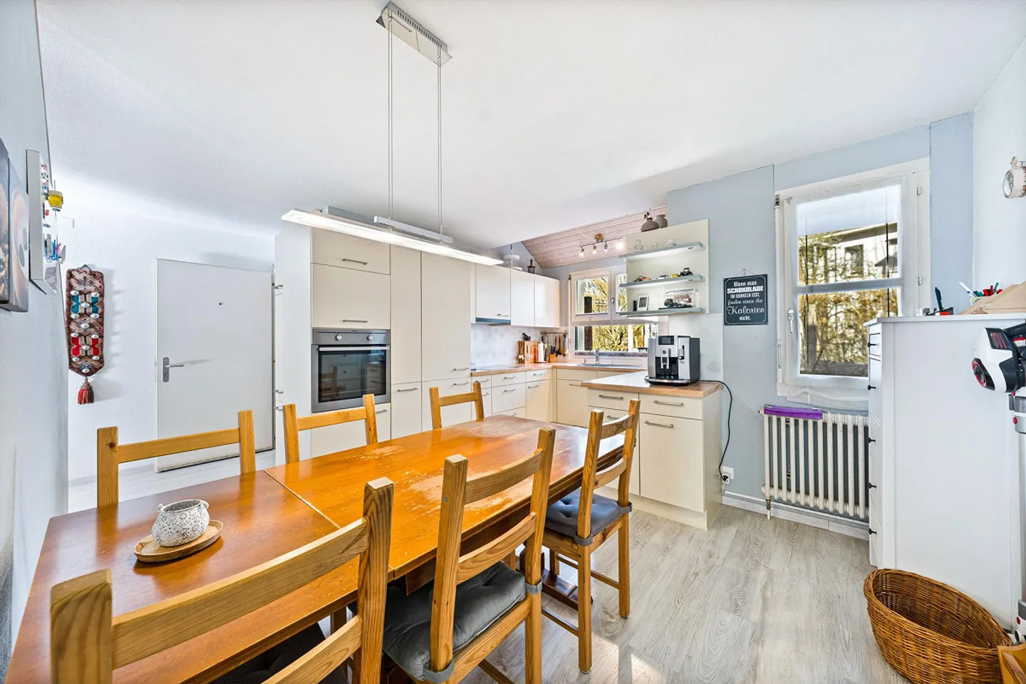 Modern Multi-Level Home - Photo 4 of 11