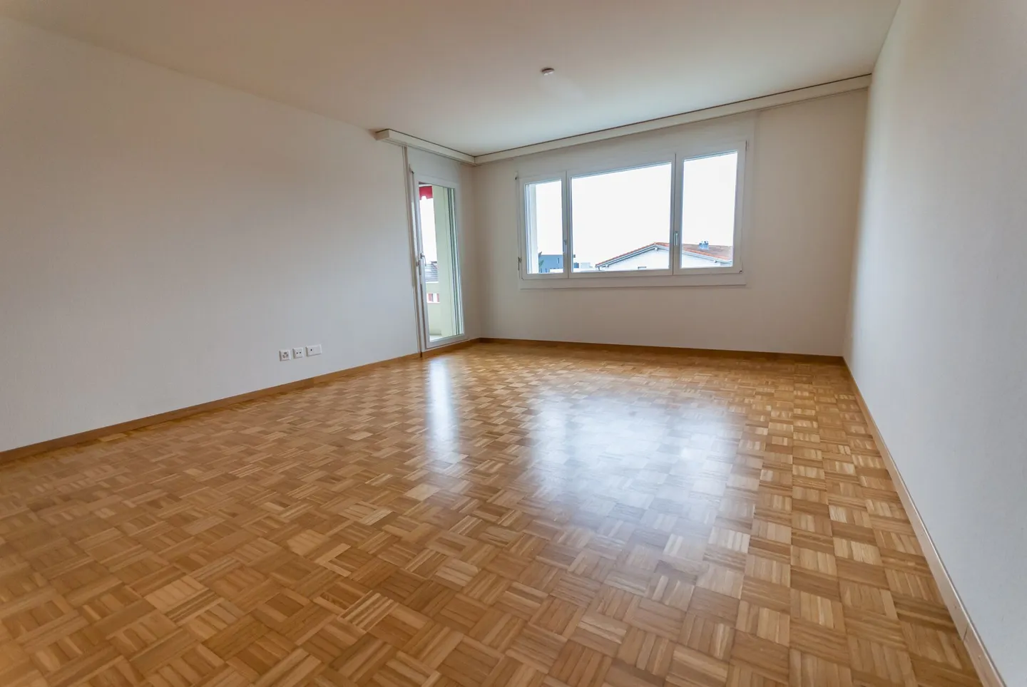 Attractive 4-room apartment with balcony - Photo 5 of 9