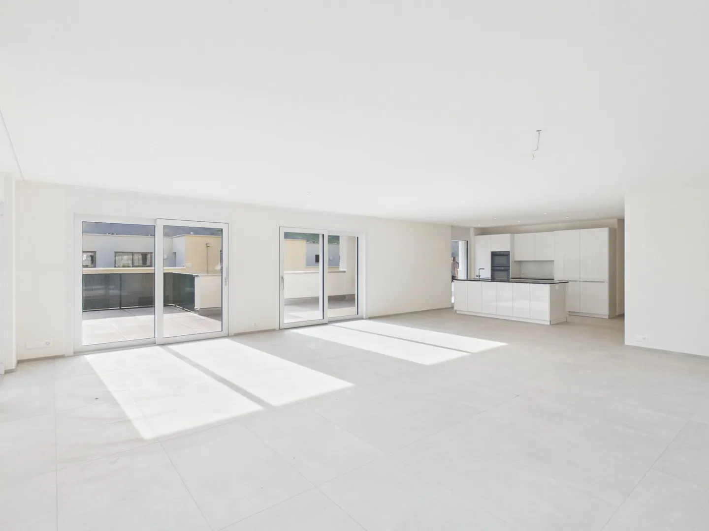 Luxuriöse Attika mit Panoramaterrasse - Foto 12 von 38