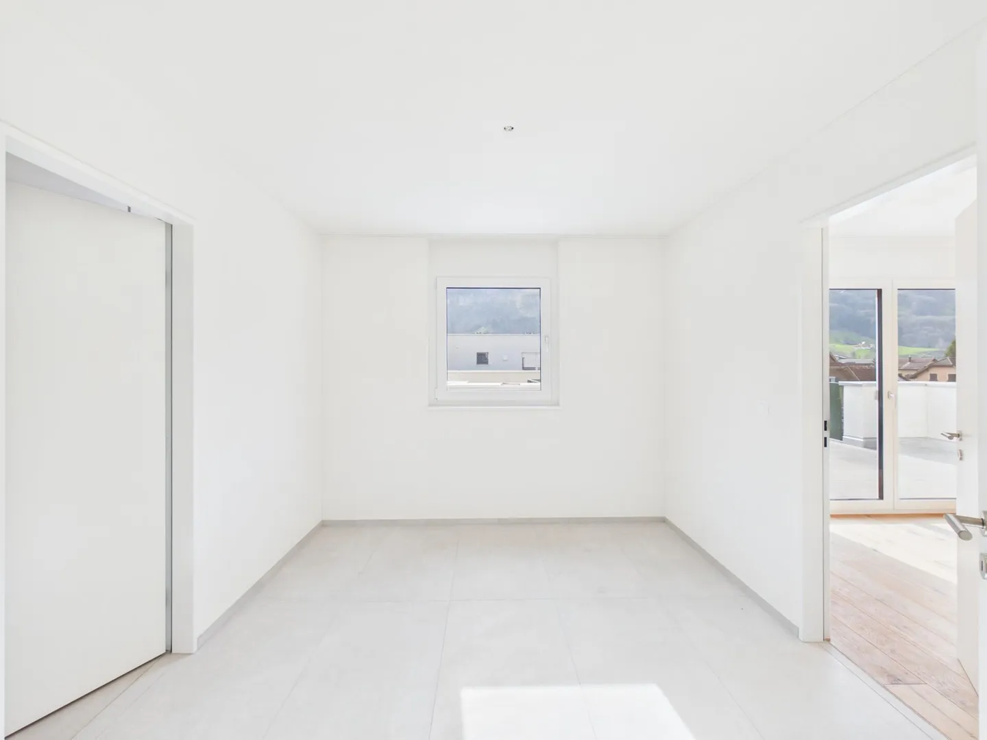 Luxuriöse Attika mit Panoramaterrasse - Foto 14 von 38