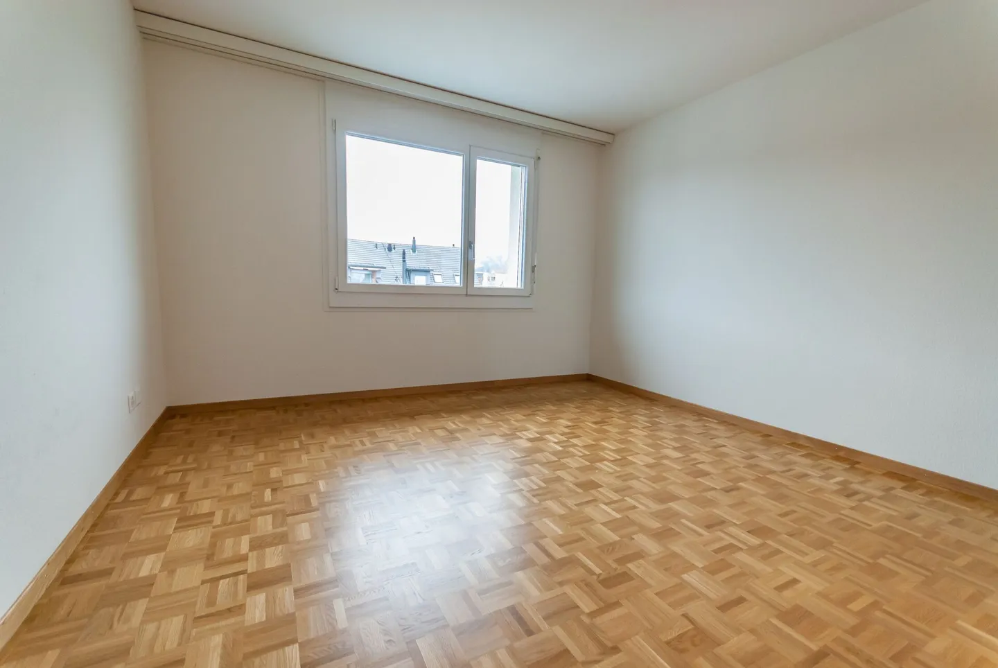 Attractive 4-room apartment with balcony - Photo 7 of 9