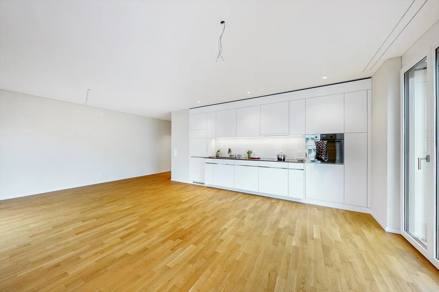 Appartamento luminoso con vista nel Sunnepark Grenchen! - Foto 3 di 10