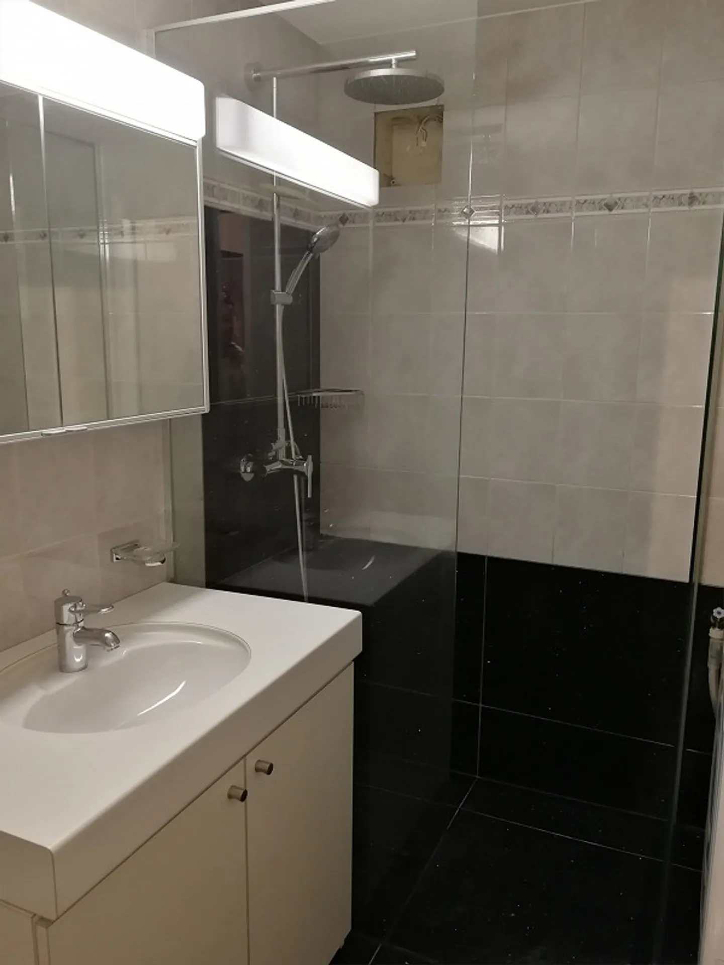 Incantevole appartamento mansardato di 3 stanze in una posizione tranquilla - Foto 6 di 15