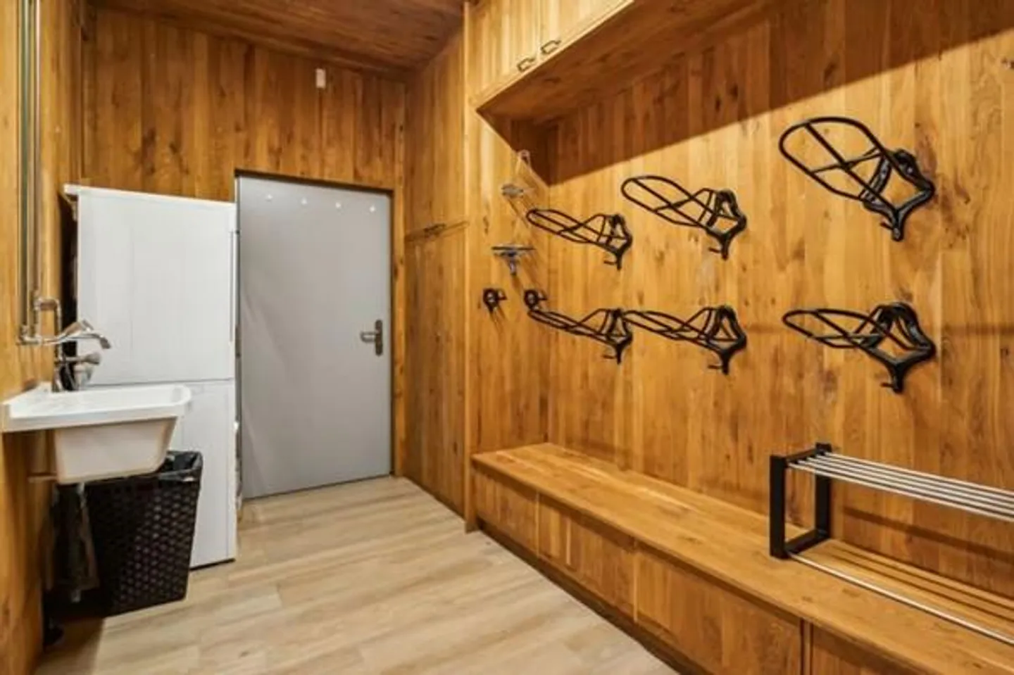 Maison résidentielle moderne avec nouvelle salle d'équitation à Wängi - Photo 11 sur 11