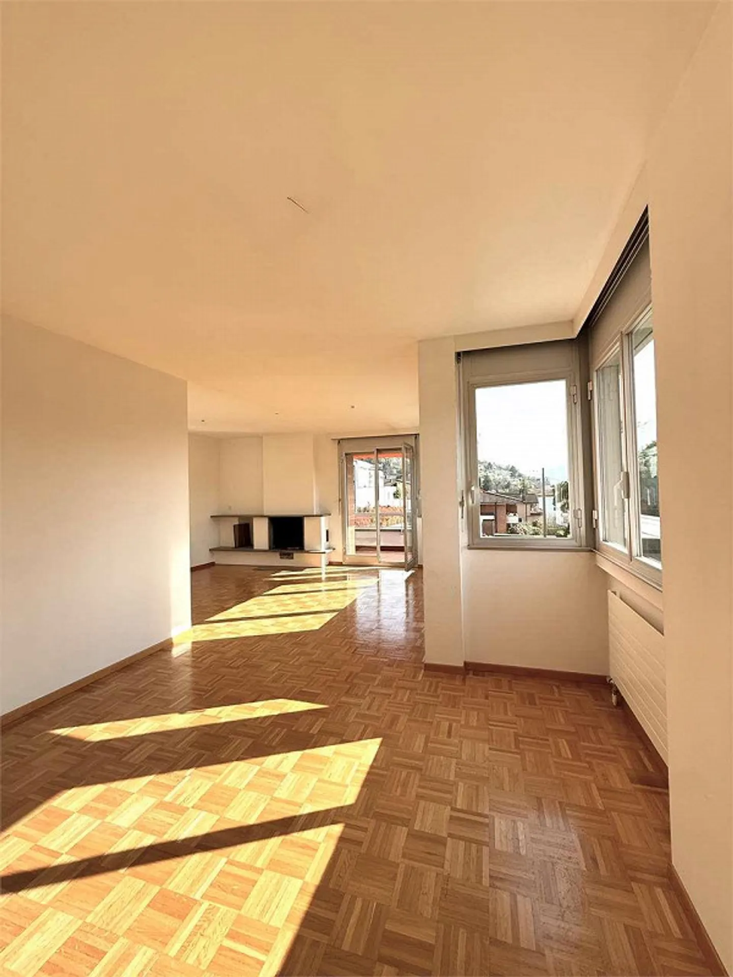 Appartement 5'5 in Pregassona mit offener Aussicht - Foto 5 von 13