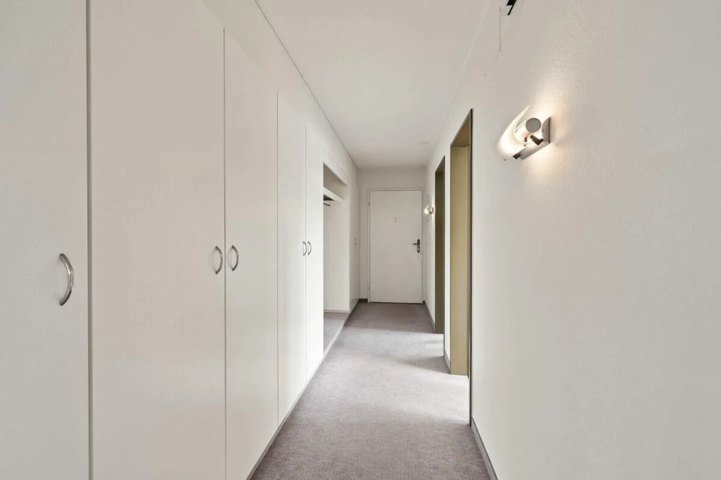 Ampio appartamento di 4,5 stanze con giardino d'inverno, garage e sostenibile... - Foto 9 di 13