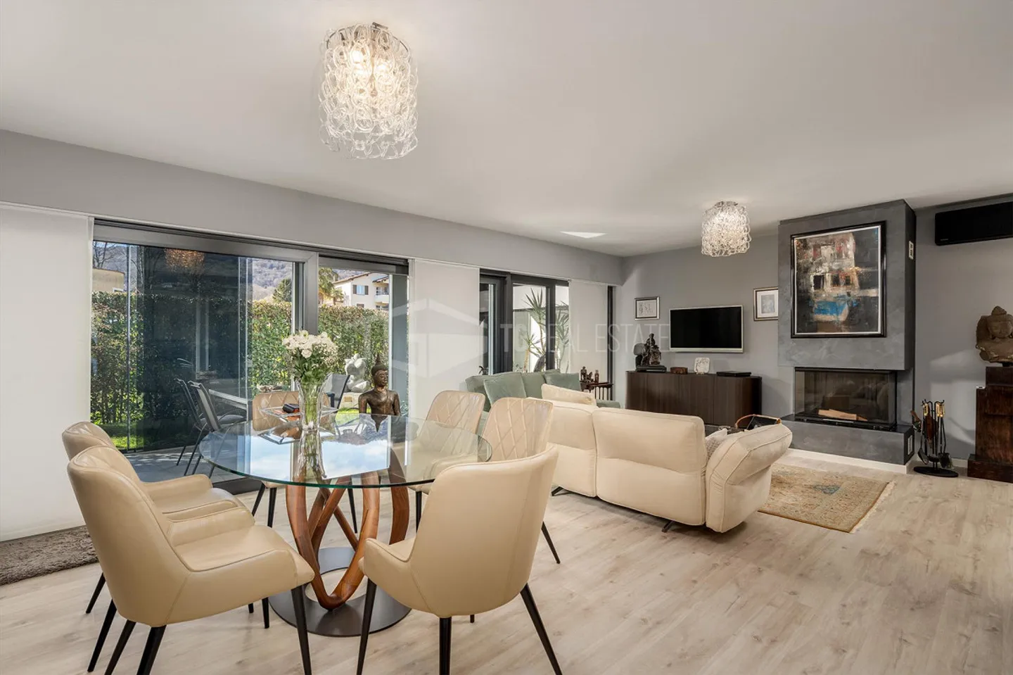 Charmantes Einfamilienhaus mit Garten - Foto 4 von 13