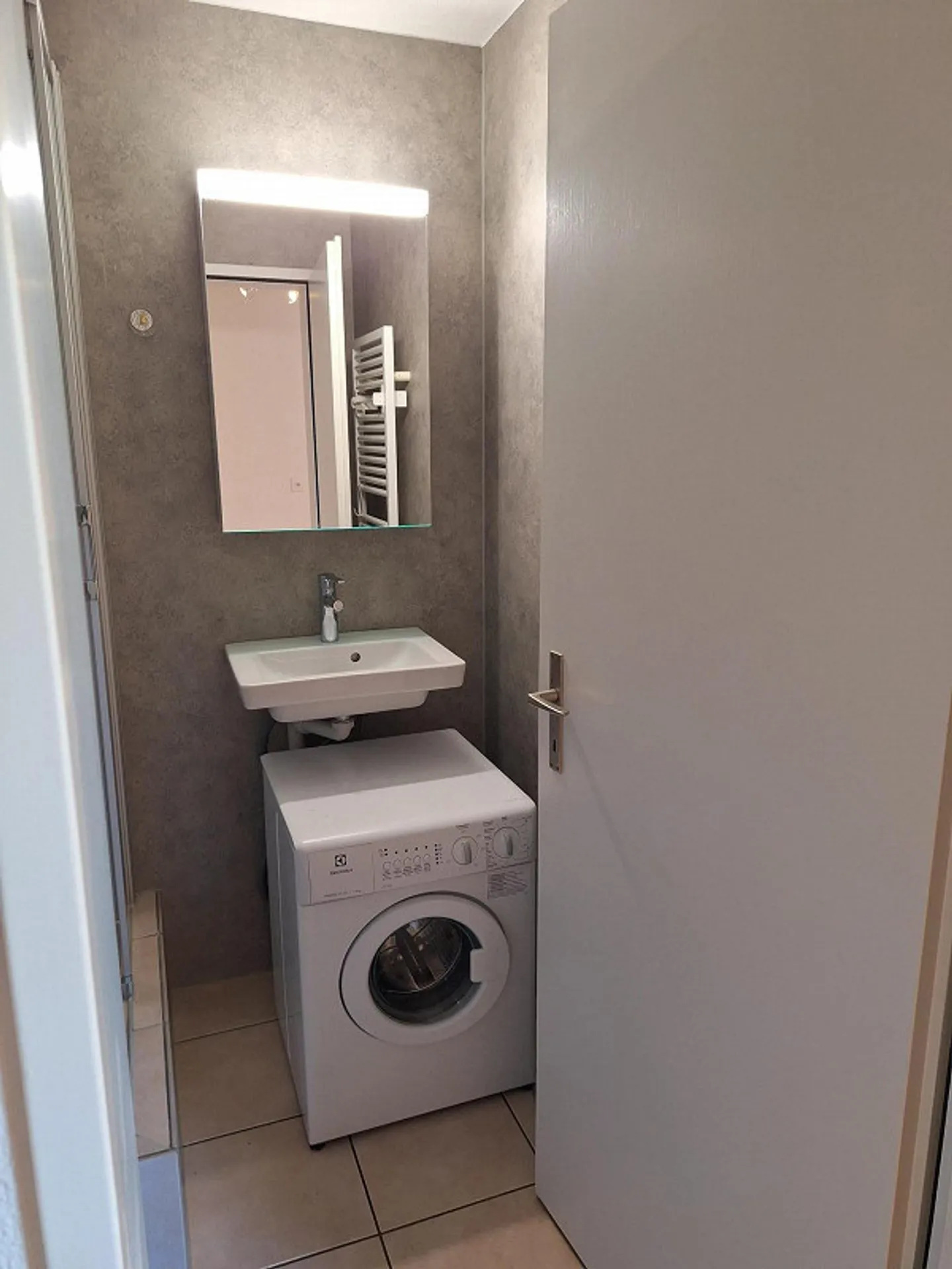 Studio, 500 m dall'ospedale di Schwyz - Foto 5 di 5