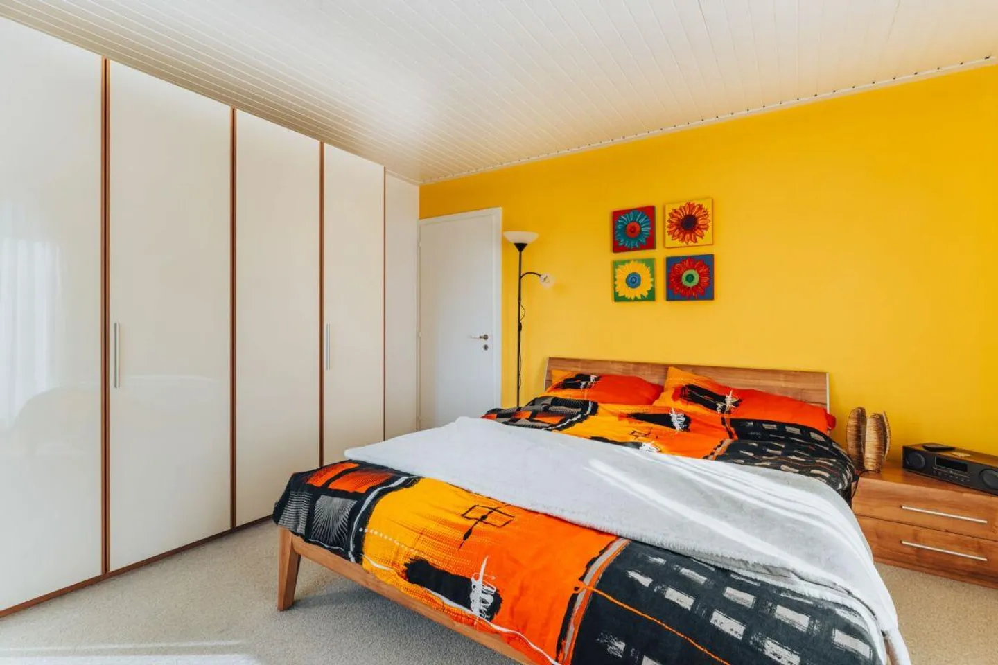 Elegantes 6.5-Zimmer-Haus mit Pool im Allmenquartier - Foto 7 von 13