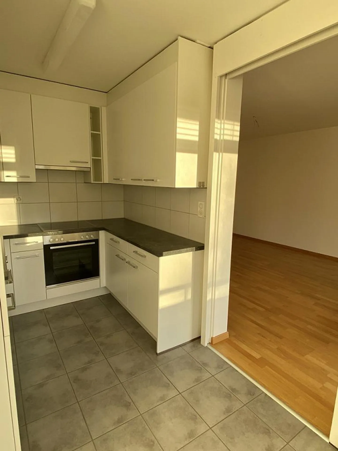 Helle 3.5-Zimmerwohnung mit Balkon - Foto 5 von 7