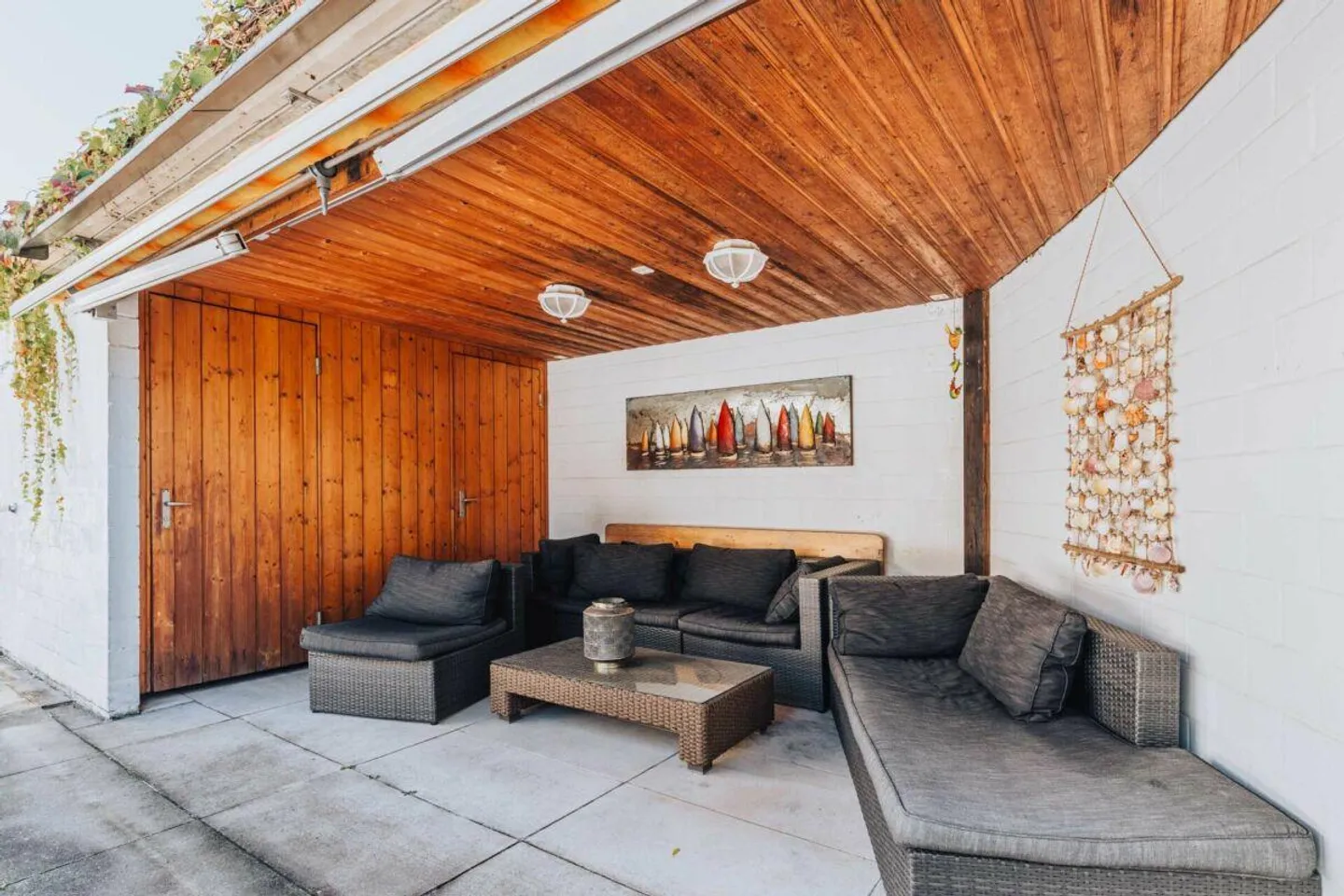 Elegantes 6.5-Zimmer-Haus mit Pool im Allmenquartier - Foto 10 von 13