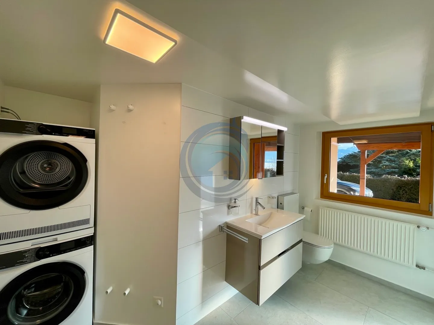 SPACIOUS 2.5-ROOM APARTMENT WITH TERRACE AND GARDEN - Photo 10 of 14