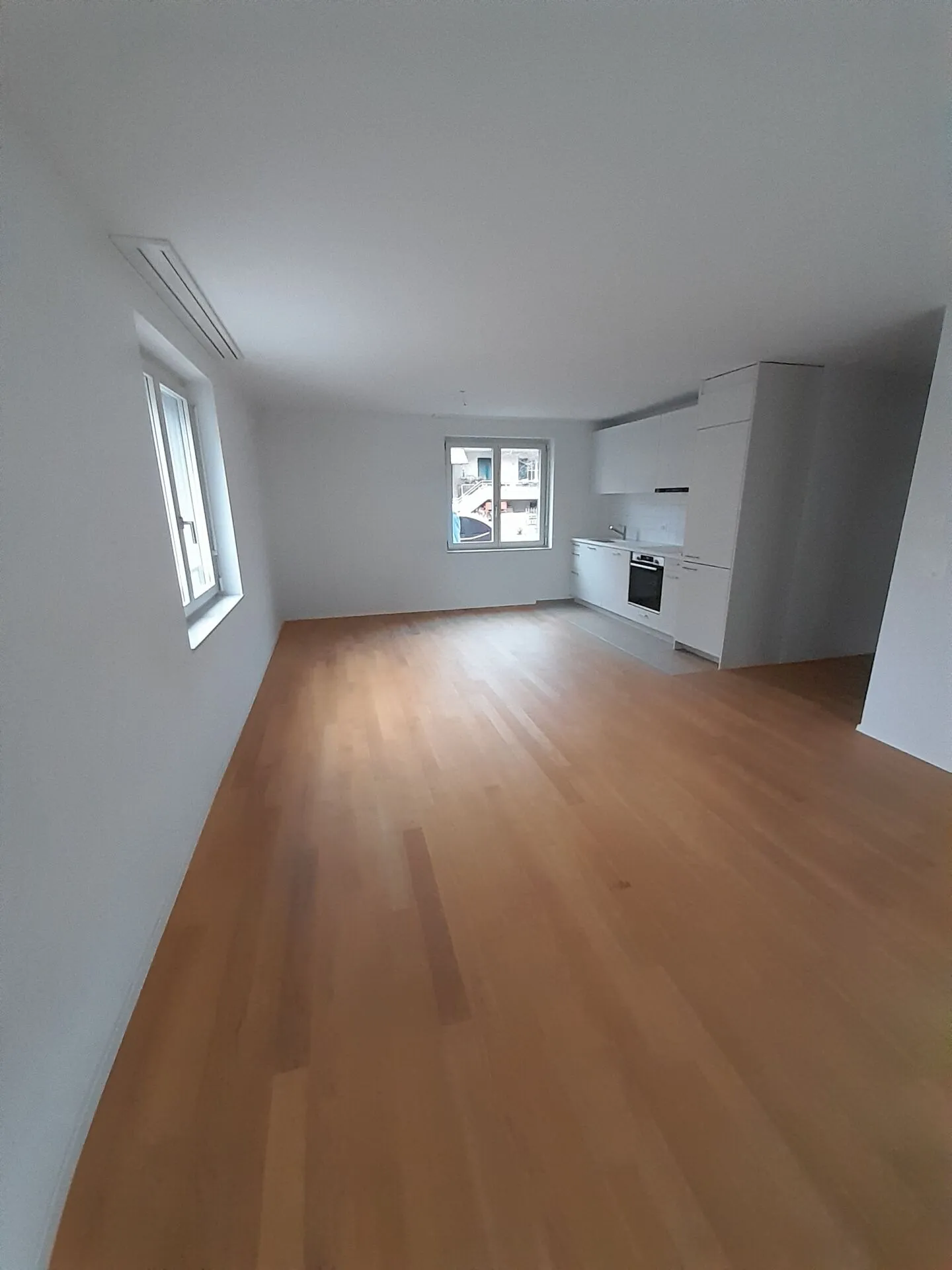 Bright 3.5-room apartment for rent in Kerzers! - Photo 4 of 12