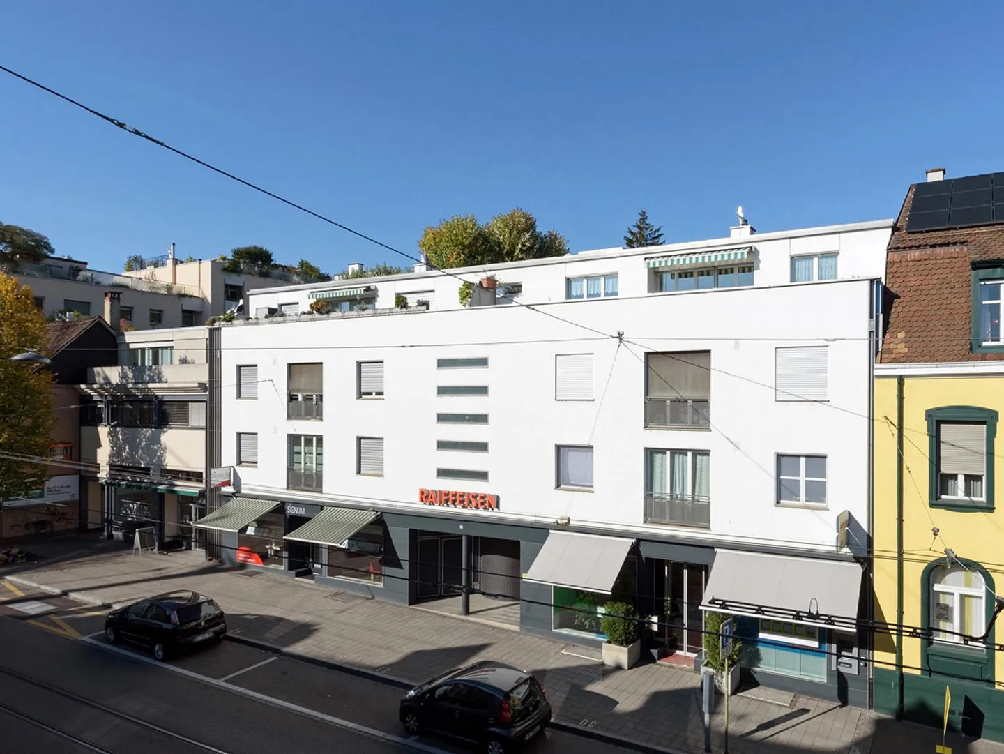 Ampio appartamento di 4.0 stanze a Binningen - Foto 1 di 1